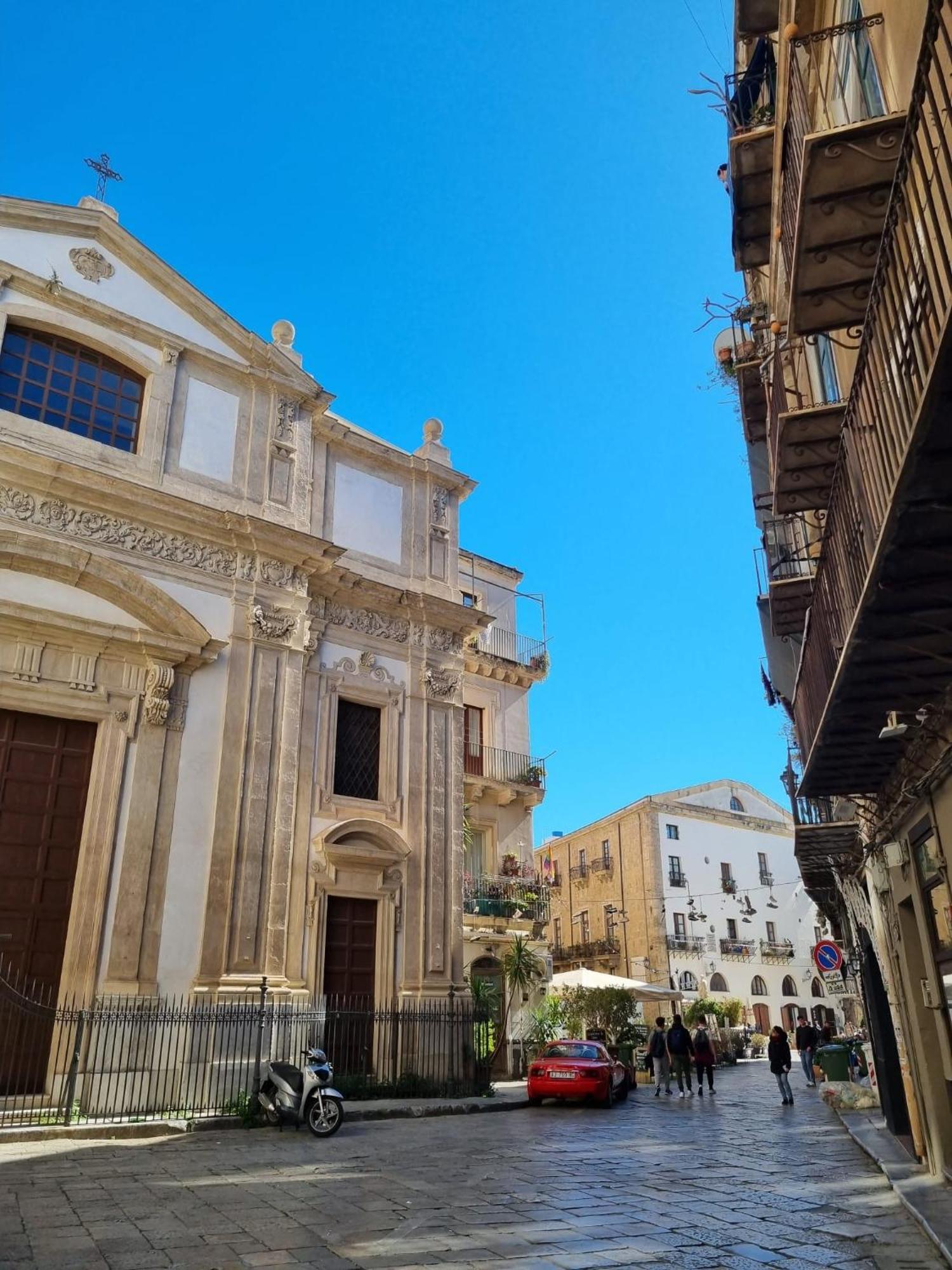 Casa Azzurra - Palazzo Del Buonpastore ปาแลร์โม ภายนอก รูปภาพ