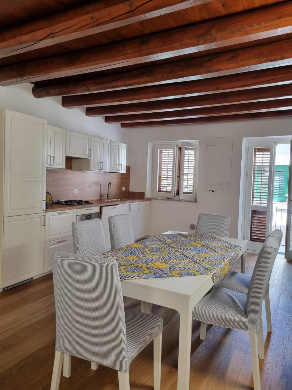 Casa Azzurra - Palazzo Del Buonpastore ปาแลร์โม ภายนอก รูปภาพ