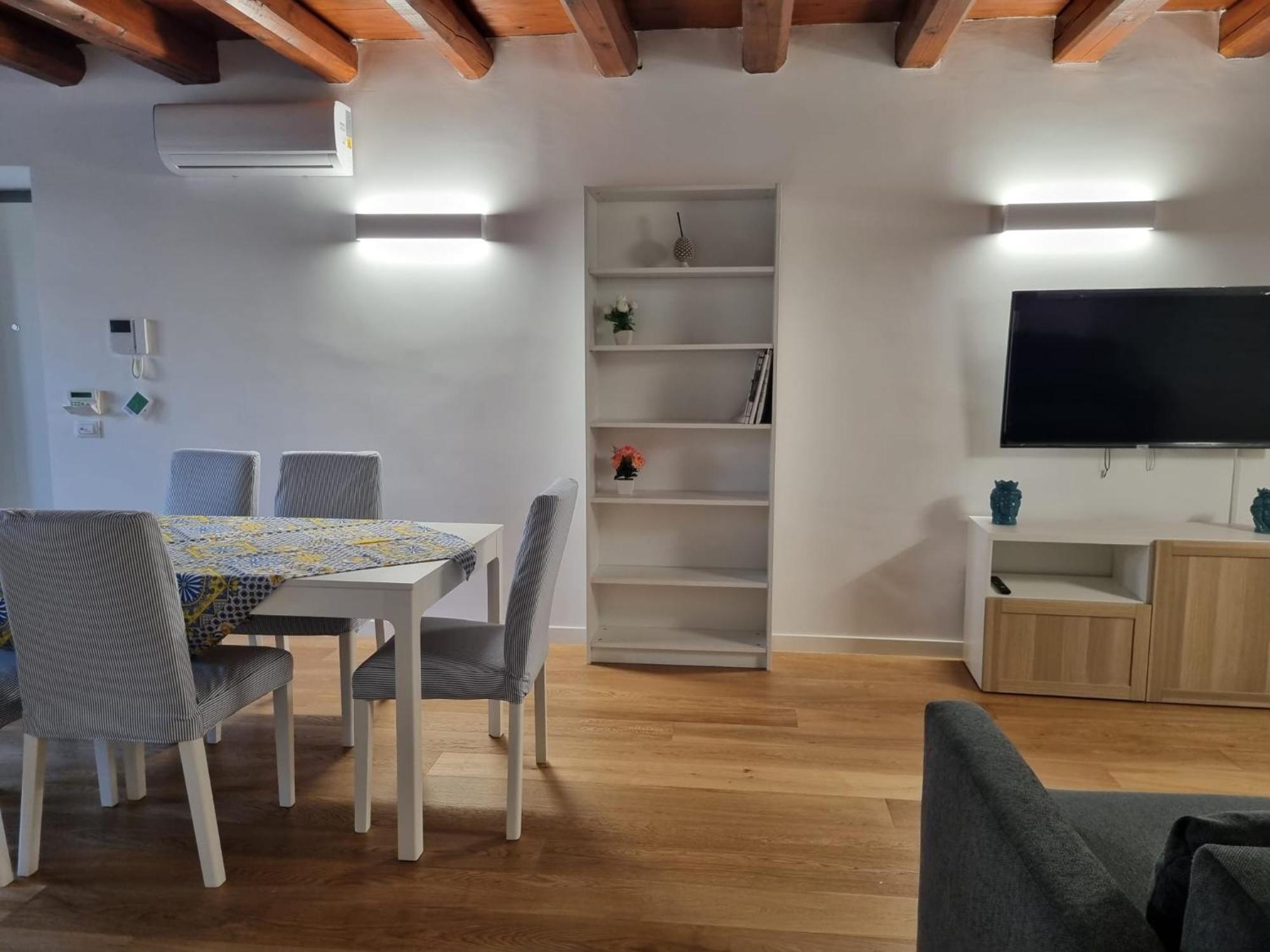 Casa Azzurra - Palazzo Del Buonpastore ปาแลร์โม ภายนอก รูปภาพ